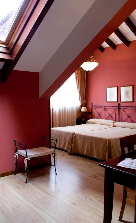 Hotel Torrepalacio Proaza Luaran gambar